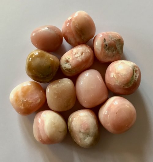 Vaaleanpunainen Andien opaali / Pink Andean Opal / Opale des Andes Rose S