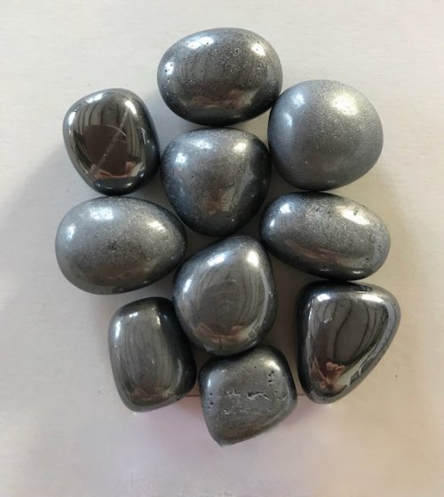 Hematiitti natural / Hematite natural / Hématite naturelle S 