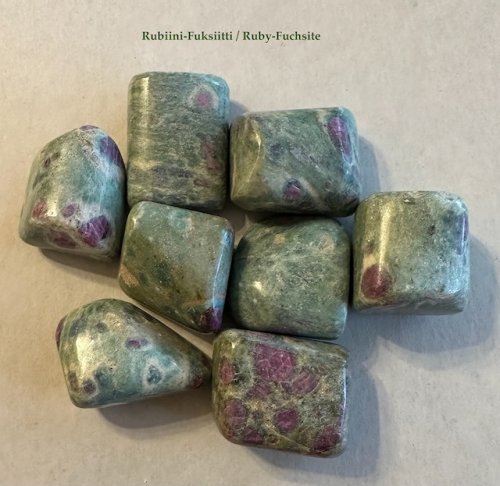 Rubiini Fuksiitti / Ruby Fuchsite / Fuchsite rubis L