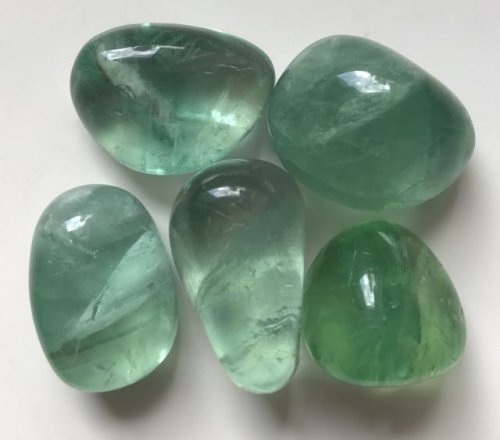 Vihreä fluoriitti / Green Fluorite / Fluorine verte L